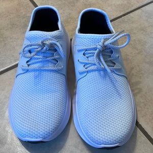 NWOT Vessi Everyday Sneaker